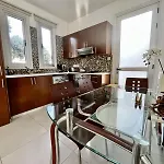 Luxury Azure Vila